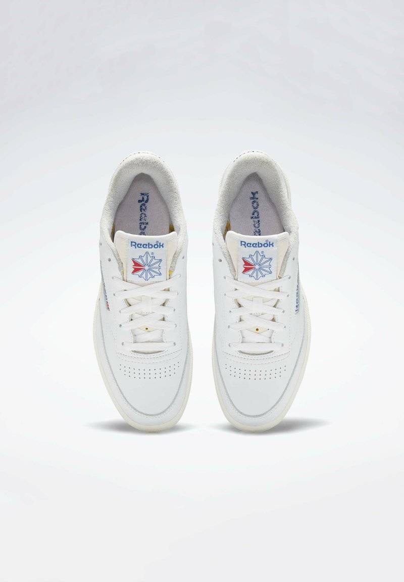 Reebok Classic Reebok Classic CLUB C 85 VINTAGE UNISEX - Trainers - white Räumungsverkauf