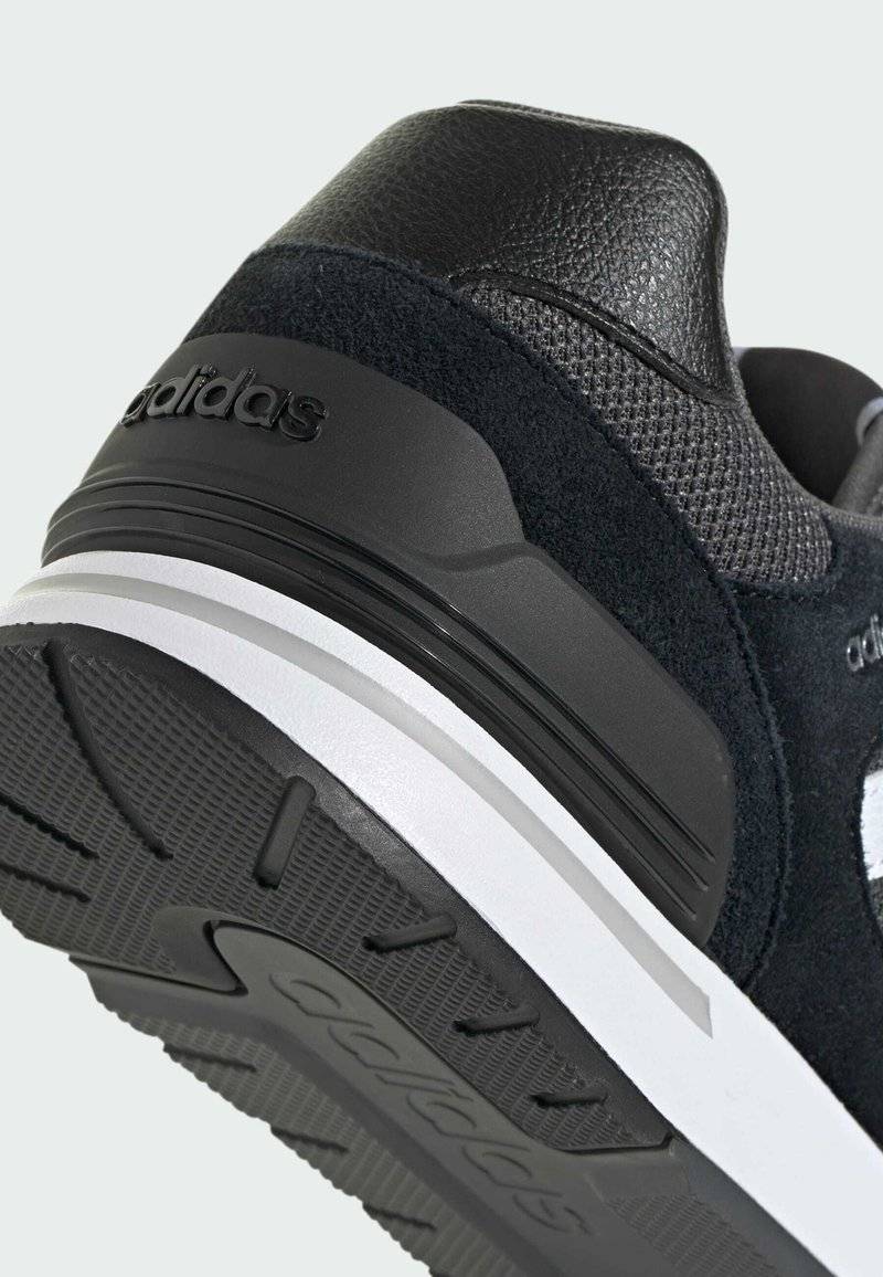 adidas Sportswear adidas Sportswear 80S - Trainers - core black cloud white grey six Wochenangebot