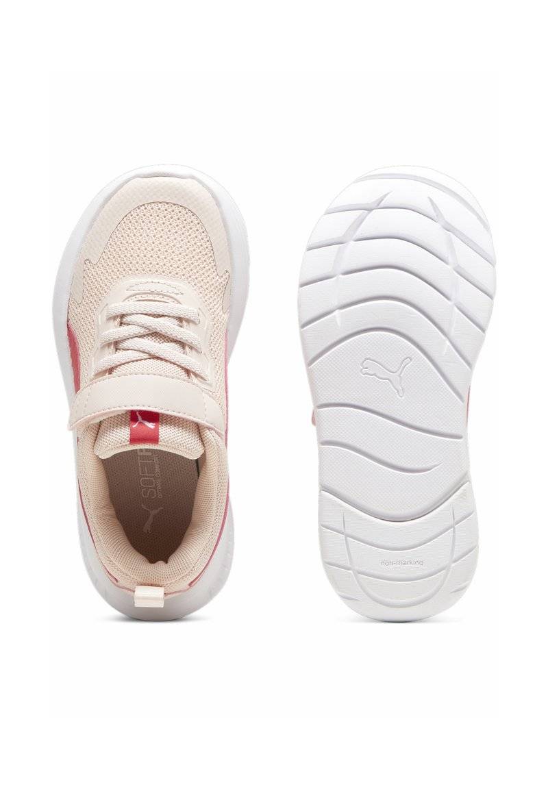 Puma Puma EVOLVE - Stability running shoes - island pink white tart cherry Neueste Stile