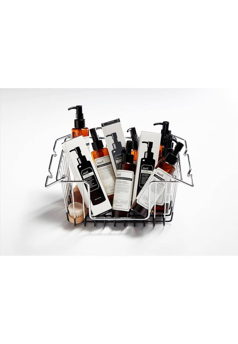 klairs klairs GENTLE BLACK DEEP CLEANSING OIL 150ML - Cleanser Fabrikladen