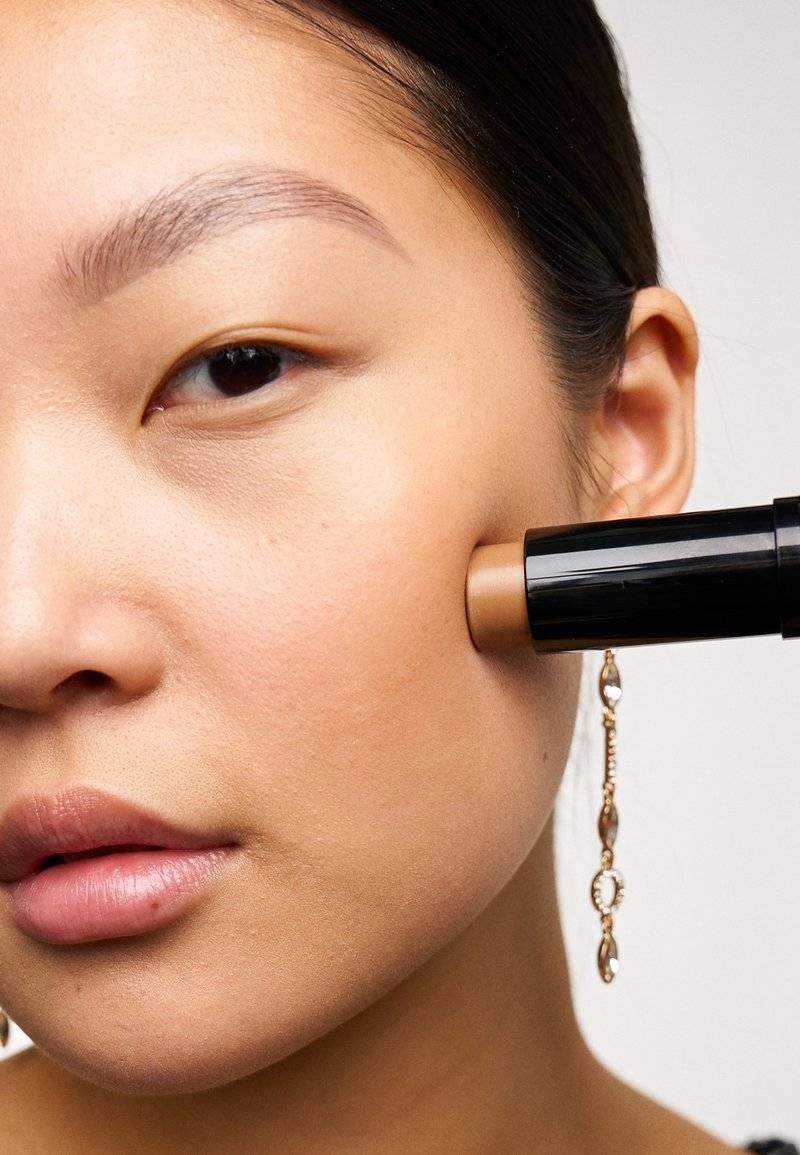 KIKO Milano KIKO Milano SCULPTING TOUCH CREAMY STICK CONTOUR - Contouring - 200 hazelnut Sonderangebot