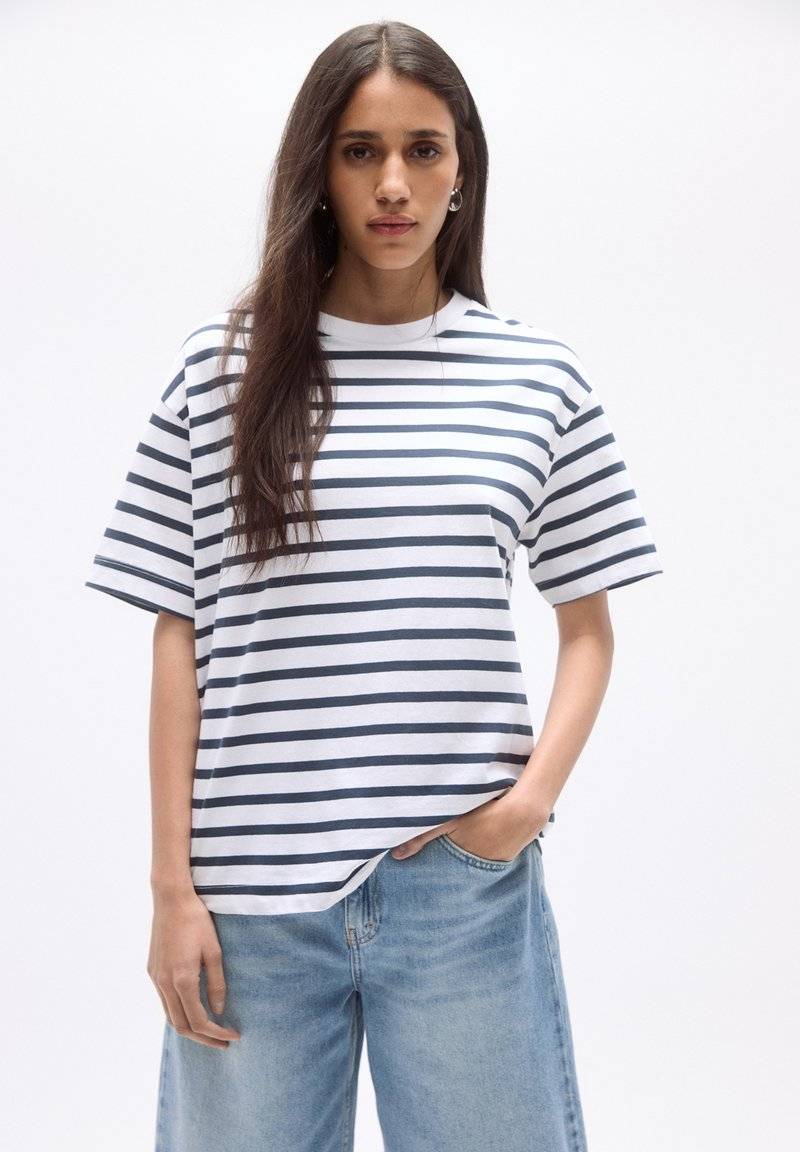 PULL&BEAR PULL&BEAR SHORT SLEEVE - Basic T-shirt - dark blue