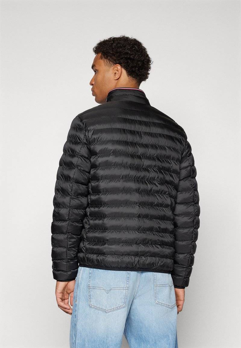 Tommy Hilfiger Tommy Hilfiger PACKABLE - Light jacket - black Lagerräumung