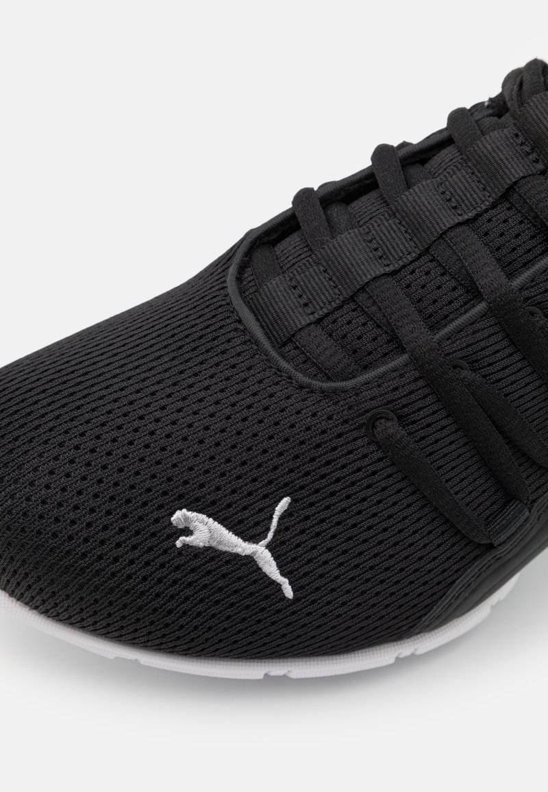 Puma Puma AXELION - Training shoe Saisonale Angebote