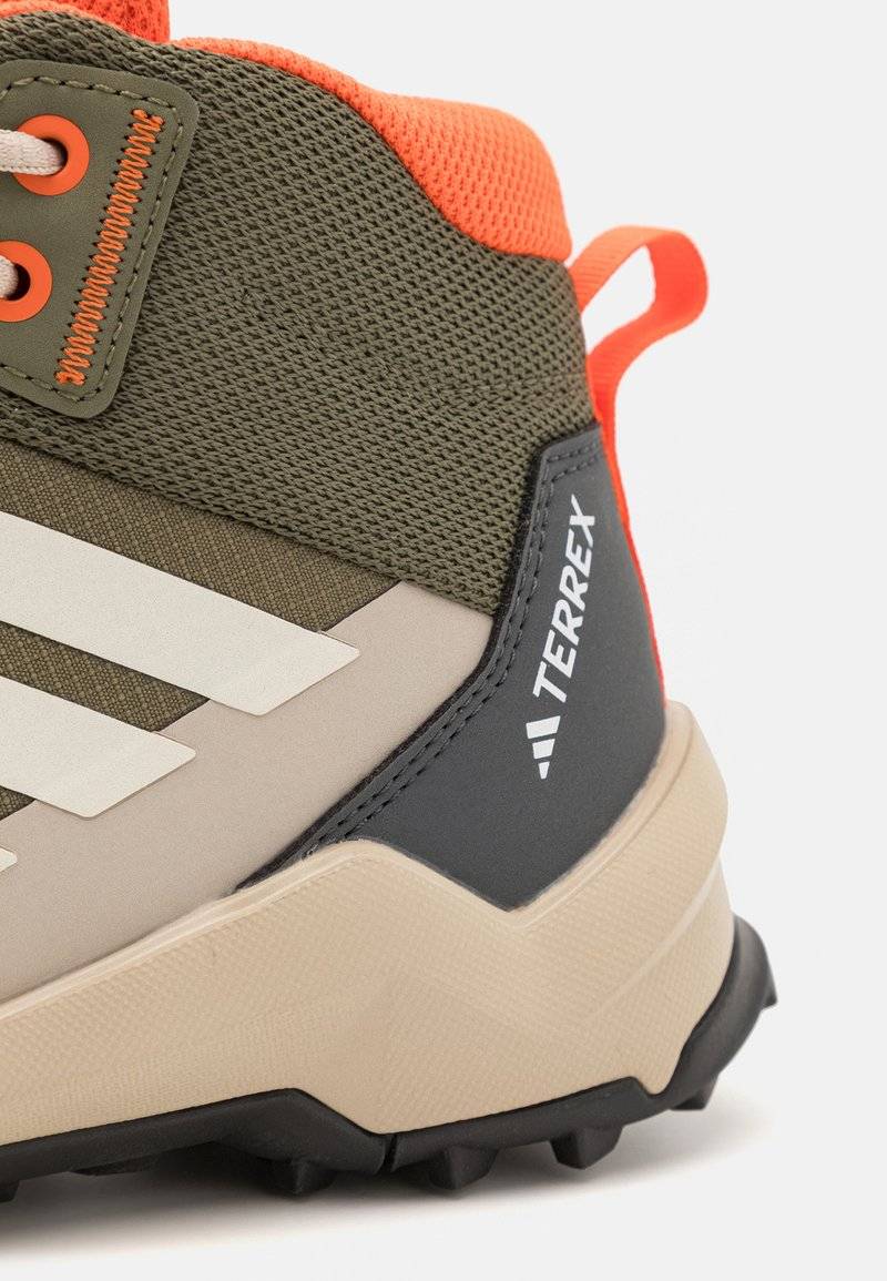 Adidas Terrex Adidas Terrex TERREX AX4R MID HIKING - Hiking shoes Nur noch ein Tag übrig