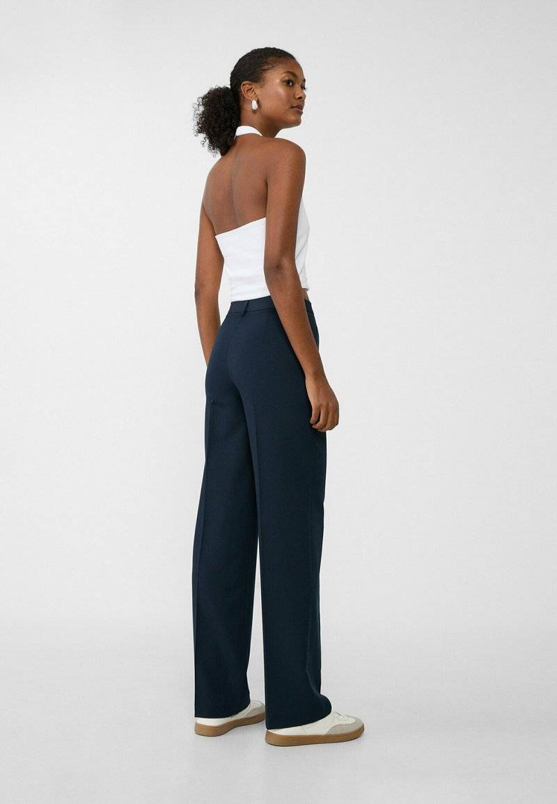 Stradivarius Stradivarius Trousers - dark blue Tägliche Deals