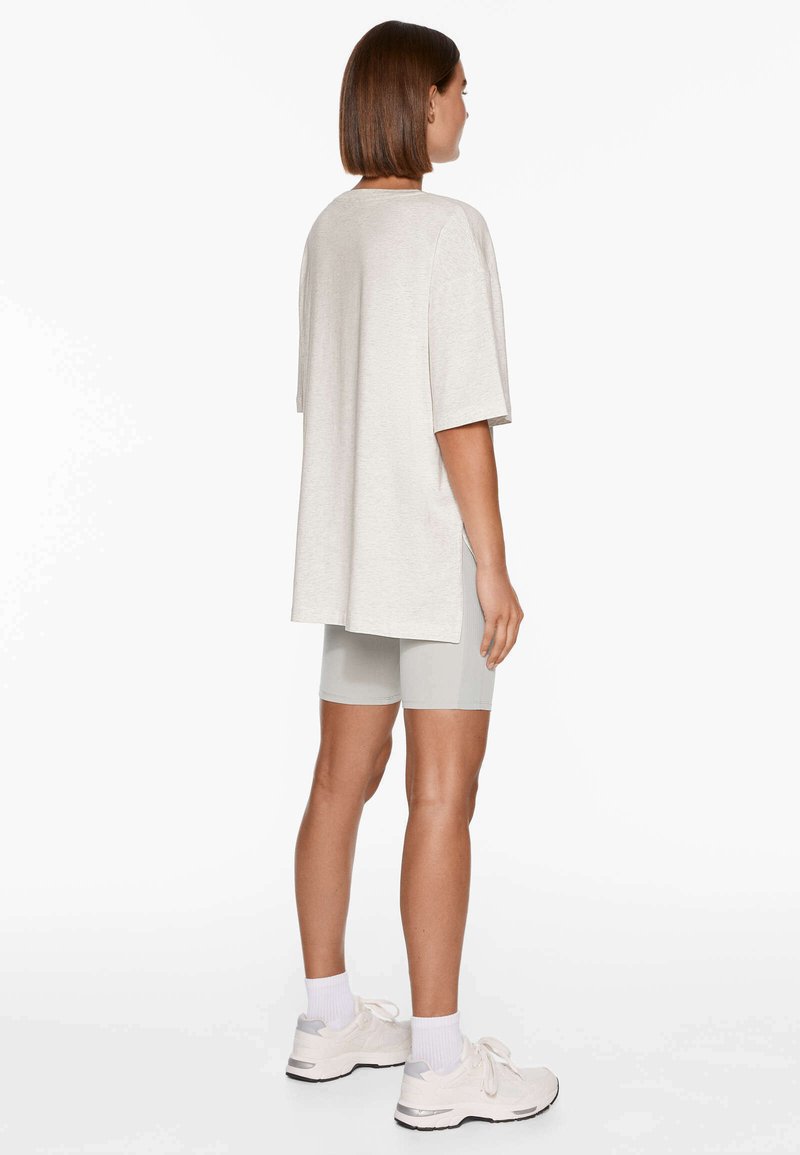 OYSHO OYSHO SHORT SLEEVE - Basic T-shirt - mottled light grey Versandkostenfrei
