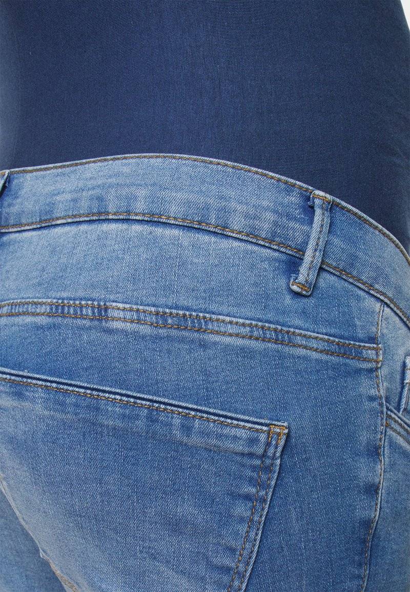 Vero Moda Maternity Vero Moda Maternity VMMTANYA PIPING NOOS - Relaxed fit jeans - medium blue denim Kauf eins, bekomm eins gratis