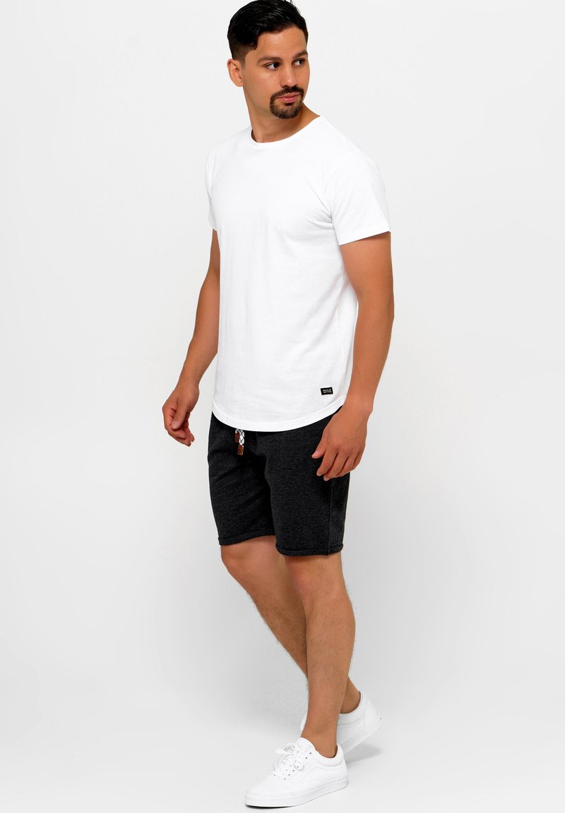 INDICODE JEANS INDICODE JEANS ALDRICH - Shorts - black mix Sonderangebote