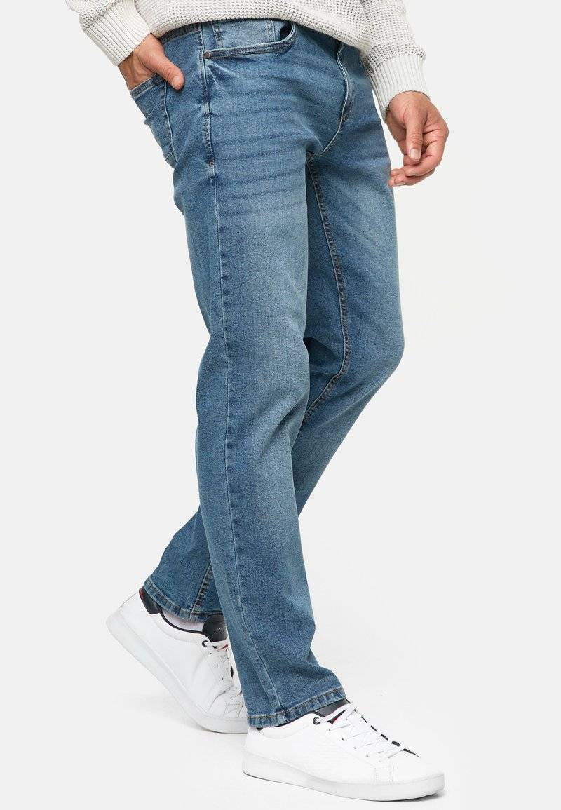 INDICODE JEANS INDICODE JEANS INSANTINO - Straight leg jeans - medium dark cloud Nur noch ein Tag übrig