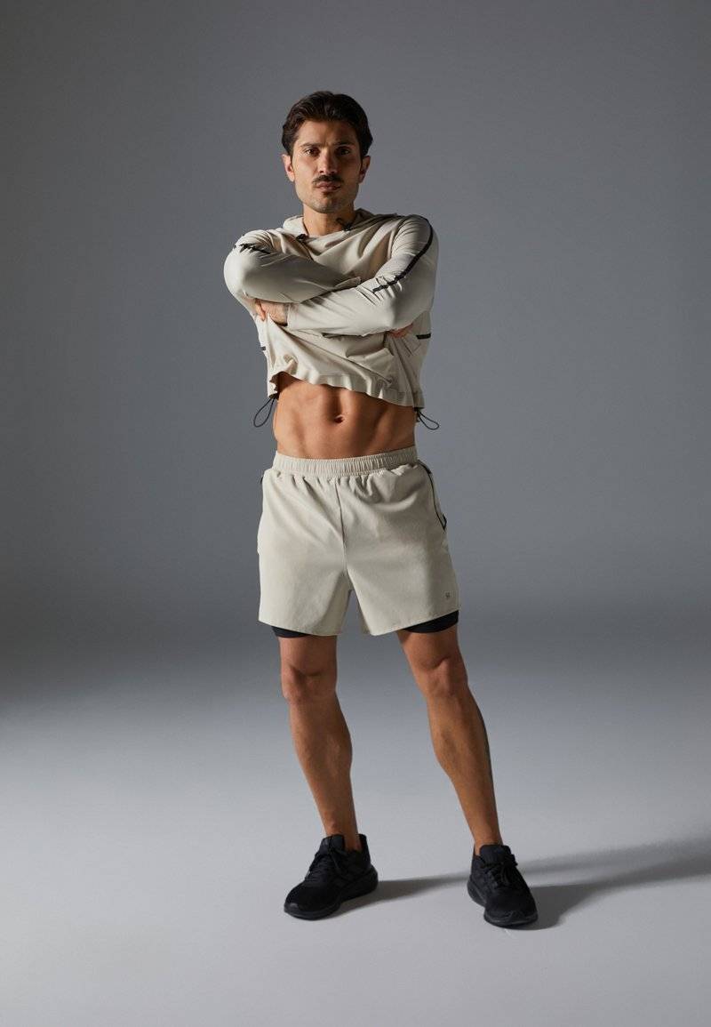 Pier One Sport Pier One Sport Sports shorts - beige Exklusivangebot