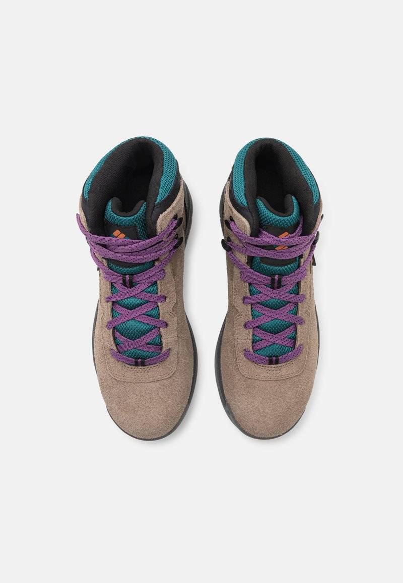 Columbia Columbia NEWTON RIDGE - Hiking shoes Muttertagsangebot