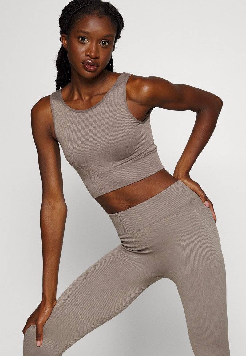 ONLY Play ONLY Play ONPJAIA LIFE SEAM SHORT - Top - brown Lagerräumung