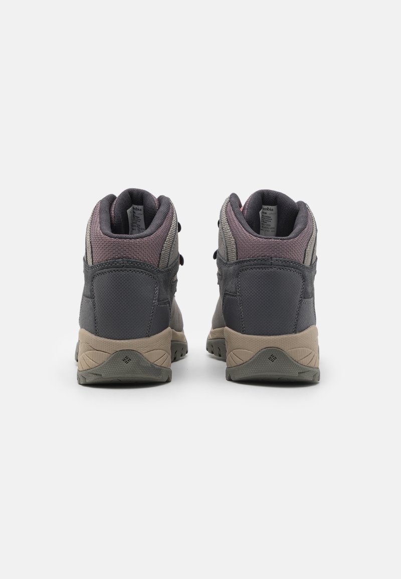 Columbia Columbia NEWTON RIDGE PLUS WATERPROOF AMPED - Hiking shoes Tägliche Deals