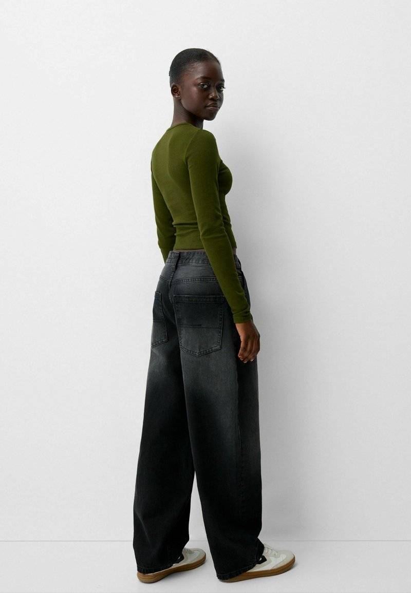 Bershka Bershka LONG SLEEVE - Long sleeved top - green Bis zu 50% Rabatt