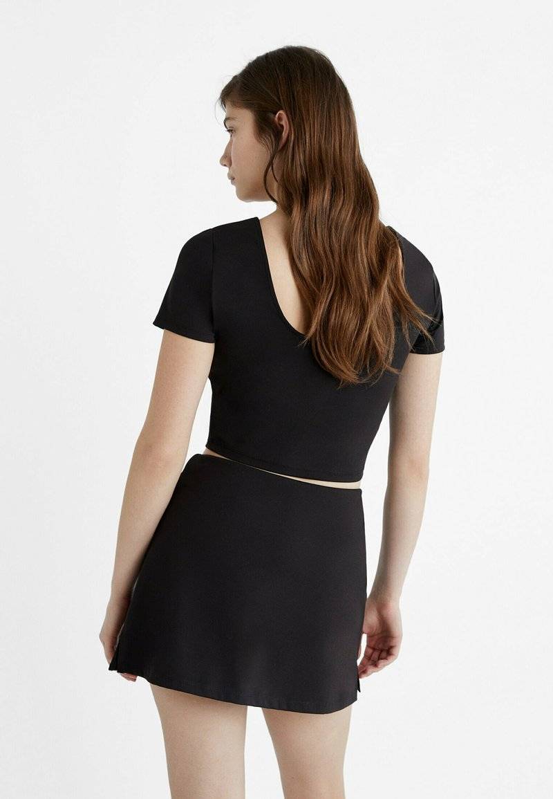 Stradivarius Stradivarius Mini skirt - black Kostenloser Versand international