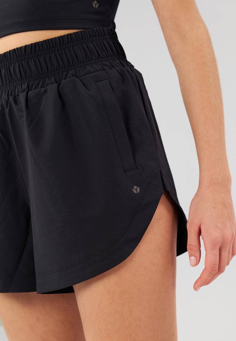 Even&Odd active Even&Odd active Sports shorts - black Fabrikverkauf