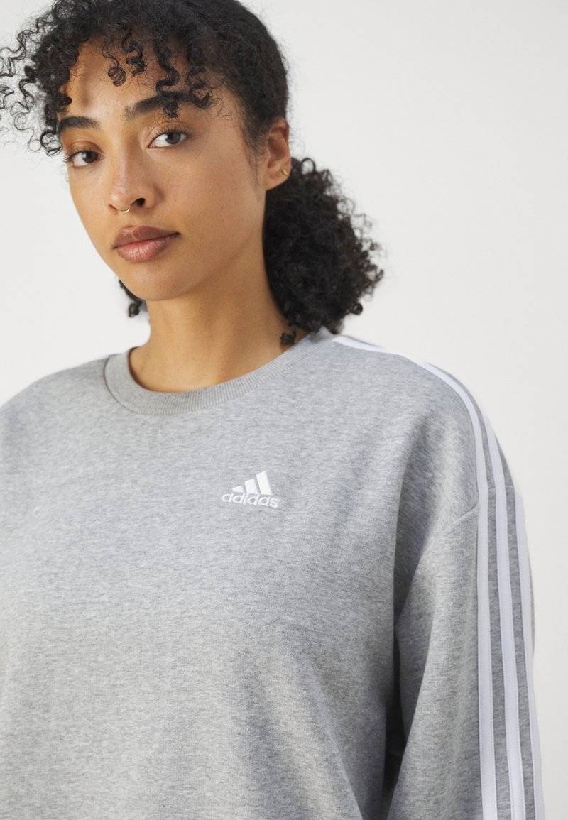 adidas Sportswear adidas Sportswear ESSENTIALS 3 STRIPES OVERSIZED - Sweatshirt Günstig kaufen