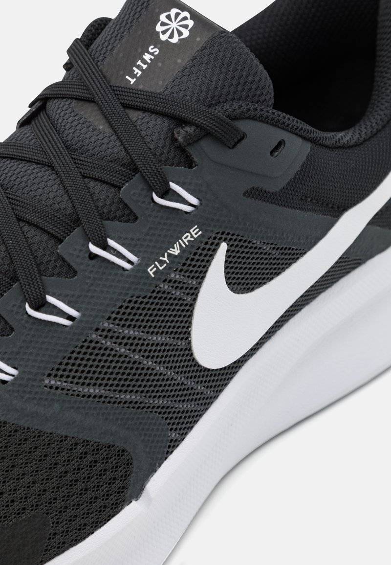 Nike Performance Nike Performance RUN SWIFT 3 - Stability running shoes JETZT KAUFEN