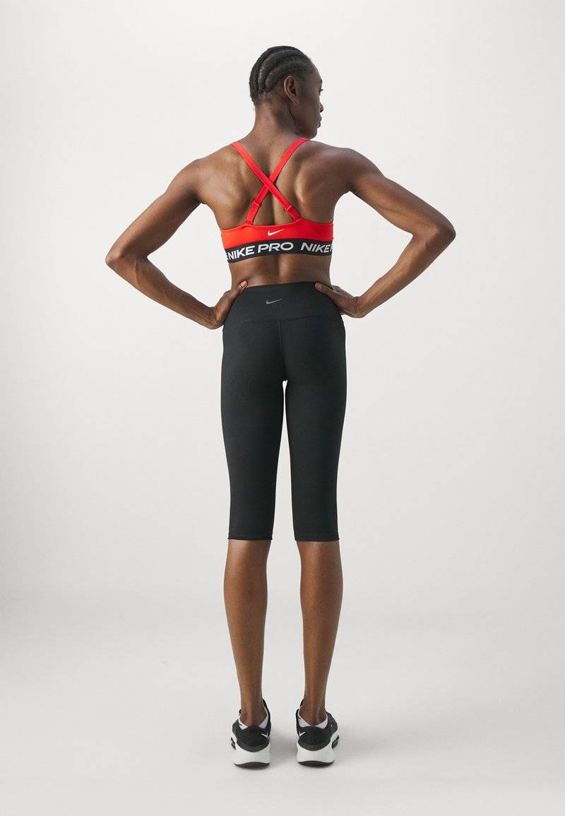 Nike Performance Nike Performance ONE CAPRI - Leggings - black Neueste Stile
