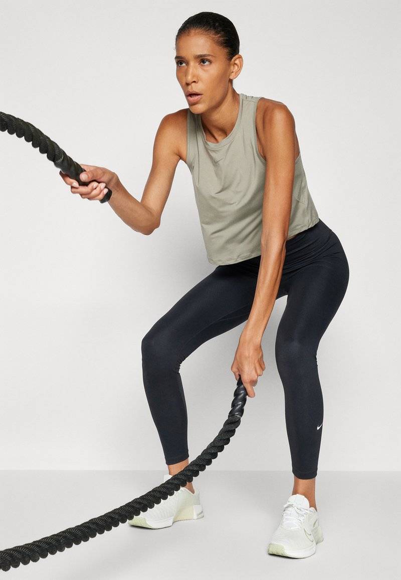 Nike Performance Nike Performance ONE CLASSIC TANK - Top Bis zu 55% Rabatt