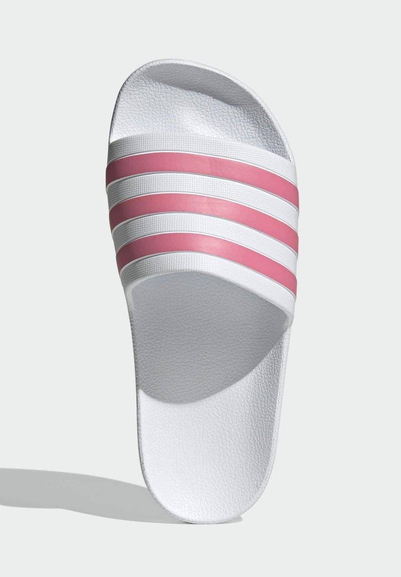 adidas Performance adidas Performance ADILETTE AQUA - Pool slides - white Black Friday Preise