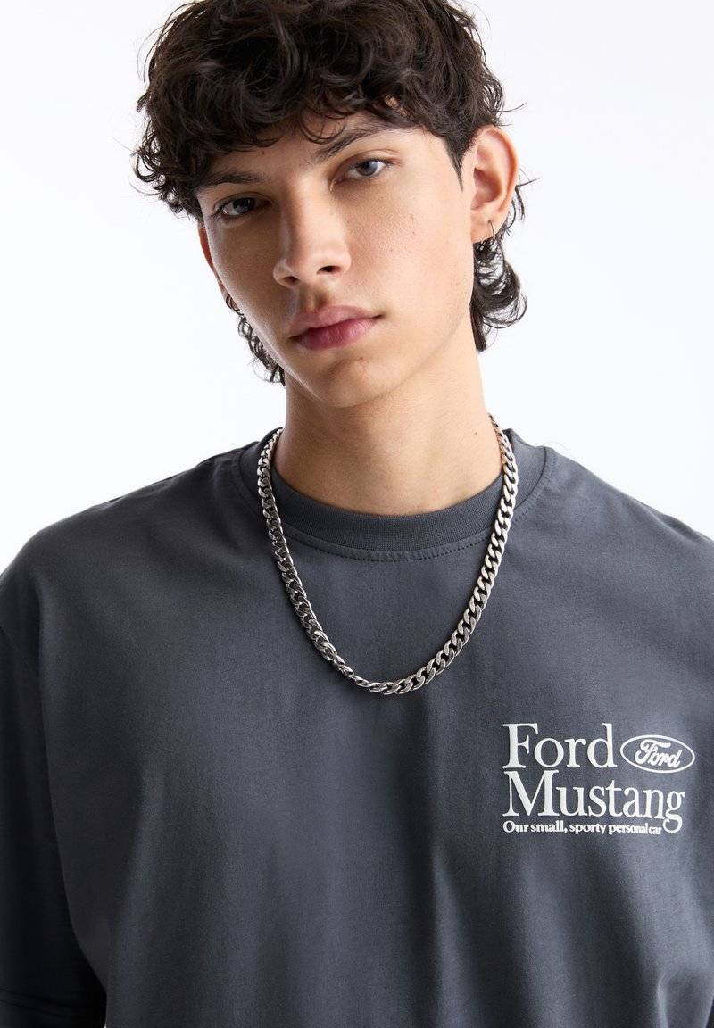 PULL&BEAR PULL&BEAR FORD SHORT SLEEVE - Print T-shirt - grey Preisnachlass