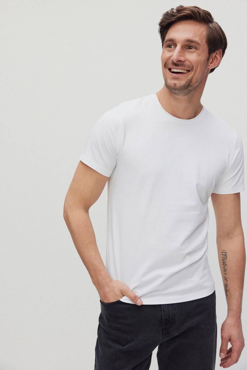 Bläck Bläck CORE BASIC SLIM FIT� - Basic T-shirt - white Bestseller