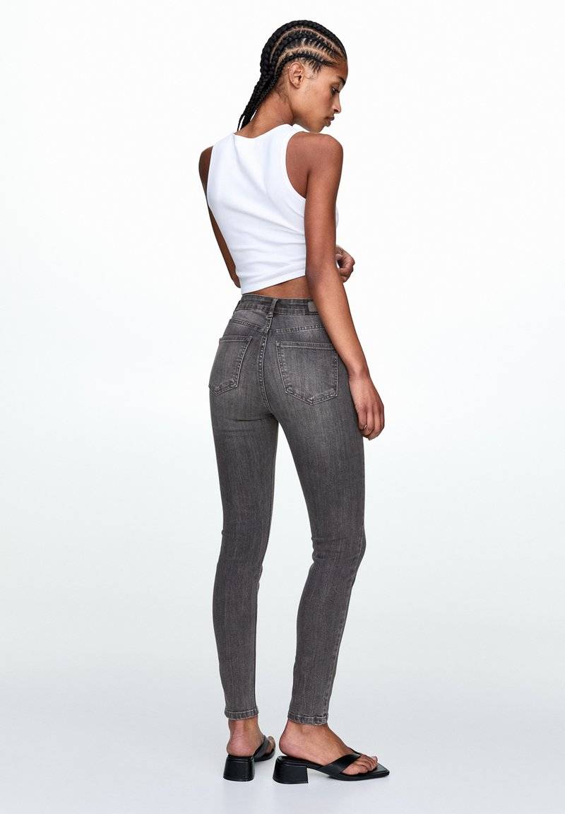 PULL&BEAR PULL&BEAR HIGH WAIST - Jeans Skinny Fit - grey denim Kauf eins, bekomm eins gratis