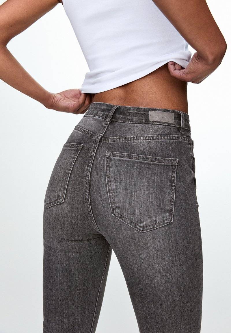 PULL&BEAR PULL&BEAR HIGH WAIST - Jeans Skinny Fit - grey denim Kauf eins, bekomm eins gratis
