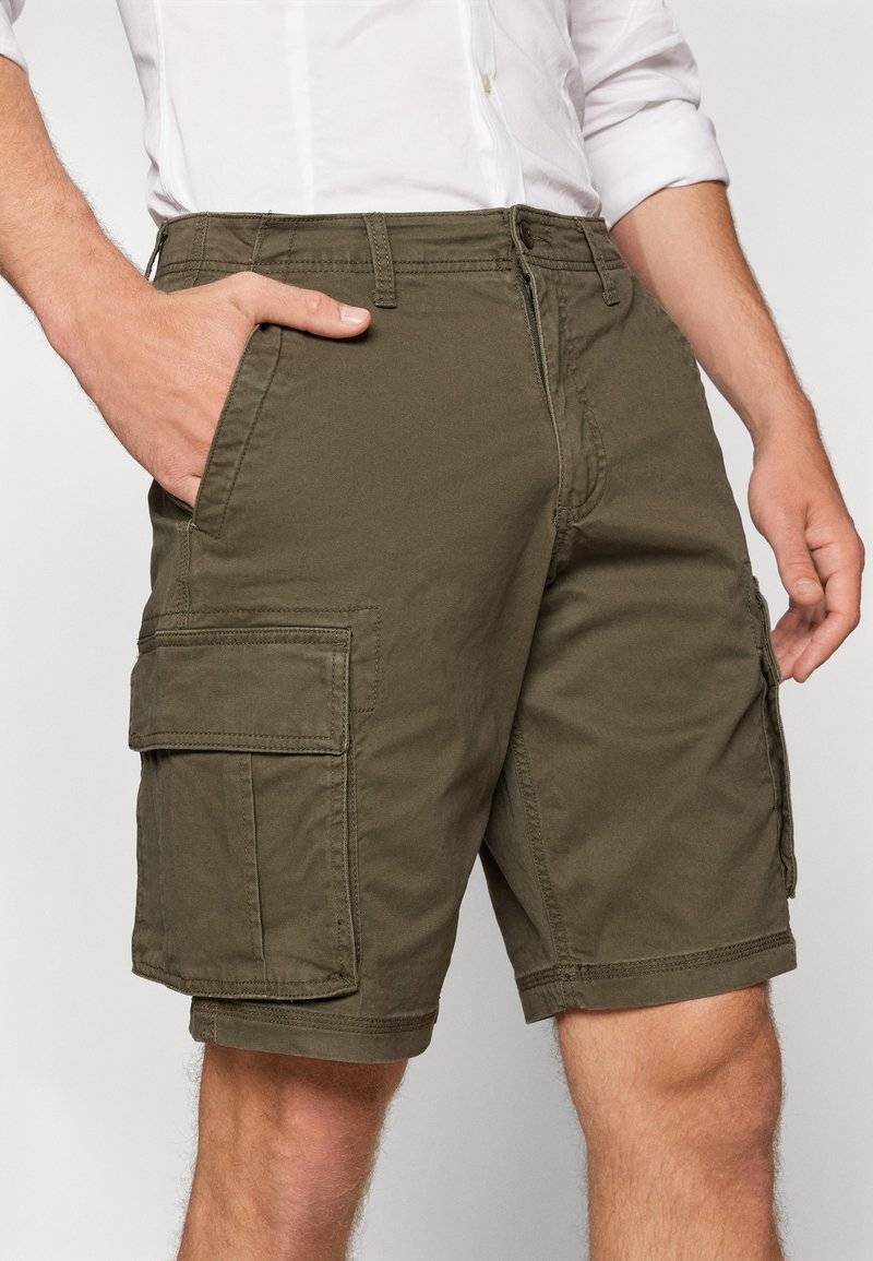 GAP GAP CARGO - Shorts - black moss Sonderangebote