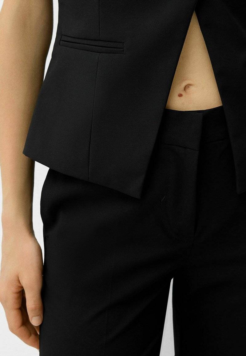Bershka Bershka STRAIGHT-LEG TAILORED - Trousers - black denim Weihnachtsangebot