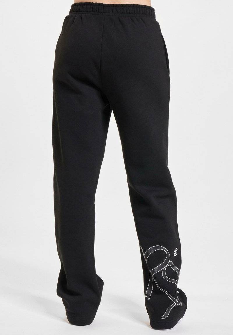 Rocawear Rocawear Tracksuit bottoms - black Bestseller