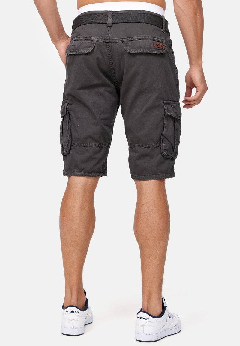 INDICODE JEANS INDICODE JEANS MONROE - Shorts - raven Letzte 2 Tage