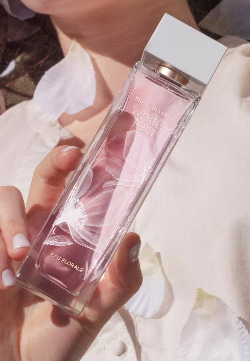 Elizabeth Arden Elizabeth Arden WHITE TEA EAU FLORALE EAU DE TOILETTE - Eau de Toilette Valentinstagsangebot