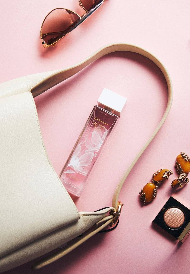 Elizabeth Arden Elizabeth Arden WHITE TEA EAU FLORALE EAU DE TOILETTE - Eau de Toilette Valentinstagsangebot