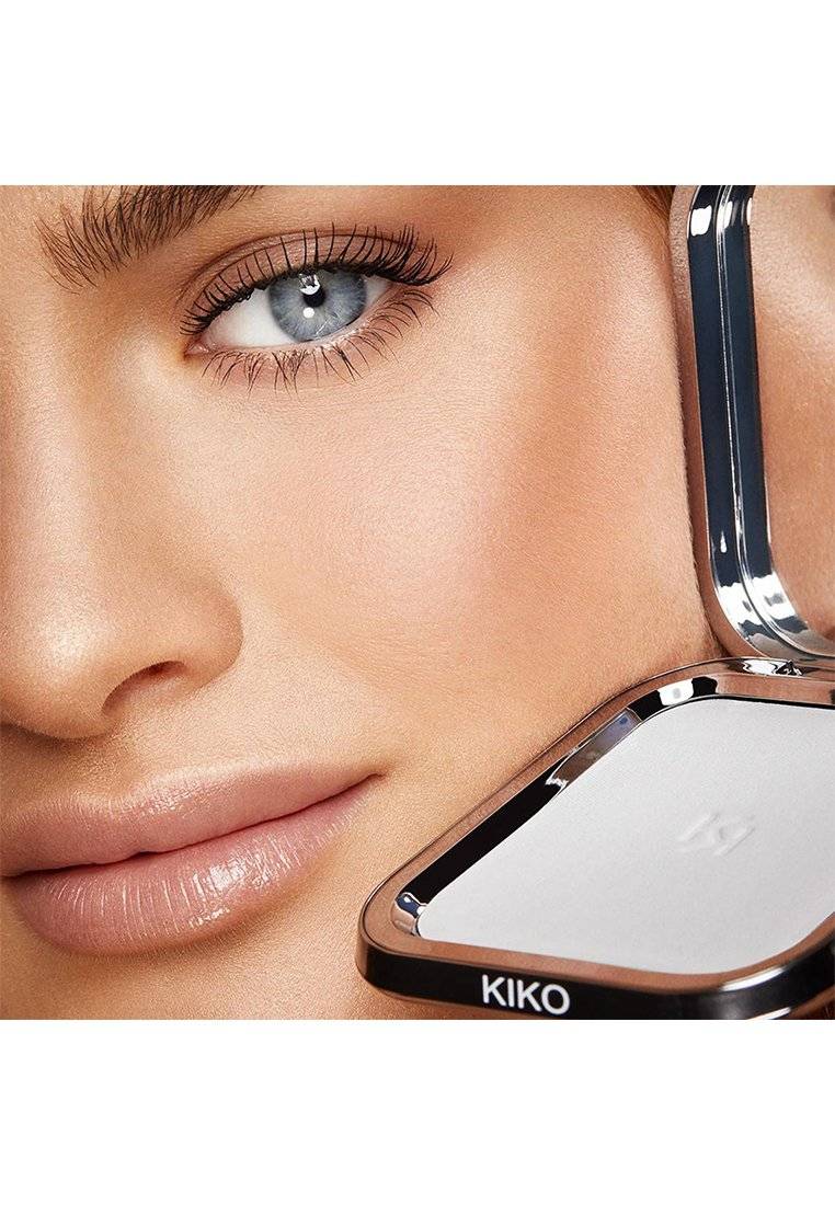 KIKO Milano KIKO Milano UNIVERSAL VEIL TRANSLUCENT FINISHING POWDER - Powder Kauf eins, bekomm eins gratis