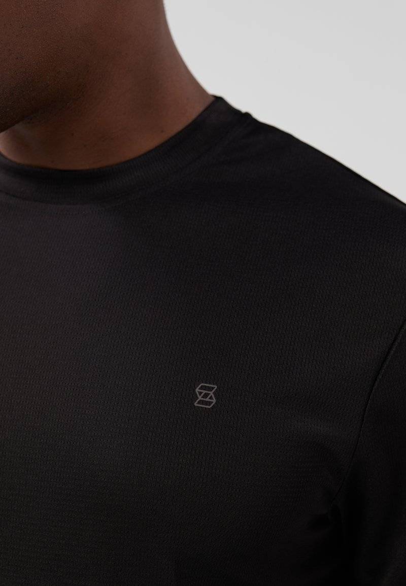 Pier One Sport Pier One Sport Basic T-shirt - black Riesige Rabatte