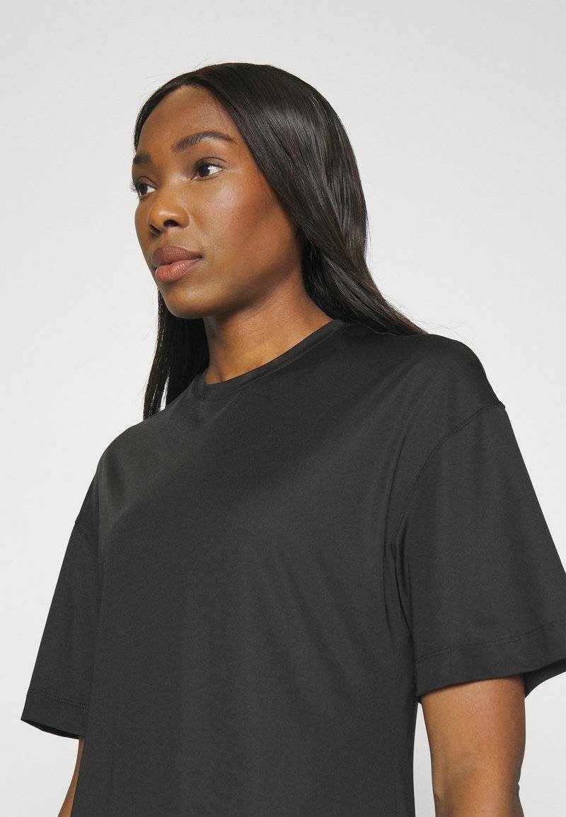 Puma Puma ACTIVEWEAR TEE - Sports T-shirt - black Kostenloser Versand international