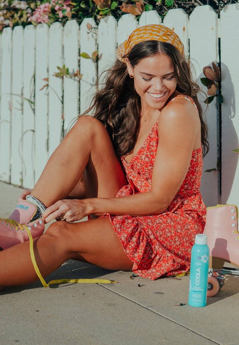 Coola Coola CLASSIC SPF 50 BODY SPRAY UNSCENTED - Sun protection Große Rabatte
