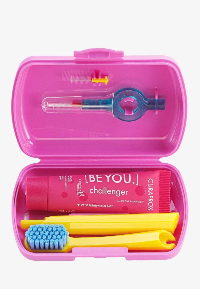 Curaprox Curaprox TRAVEL SET - Bath and body set - pink Sonderangebot der Fabrik