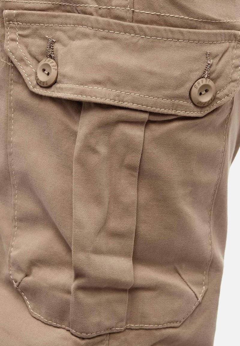 Tazzio Tazzio Cargo trousers - beige Schlussverkauf