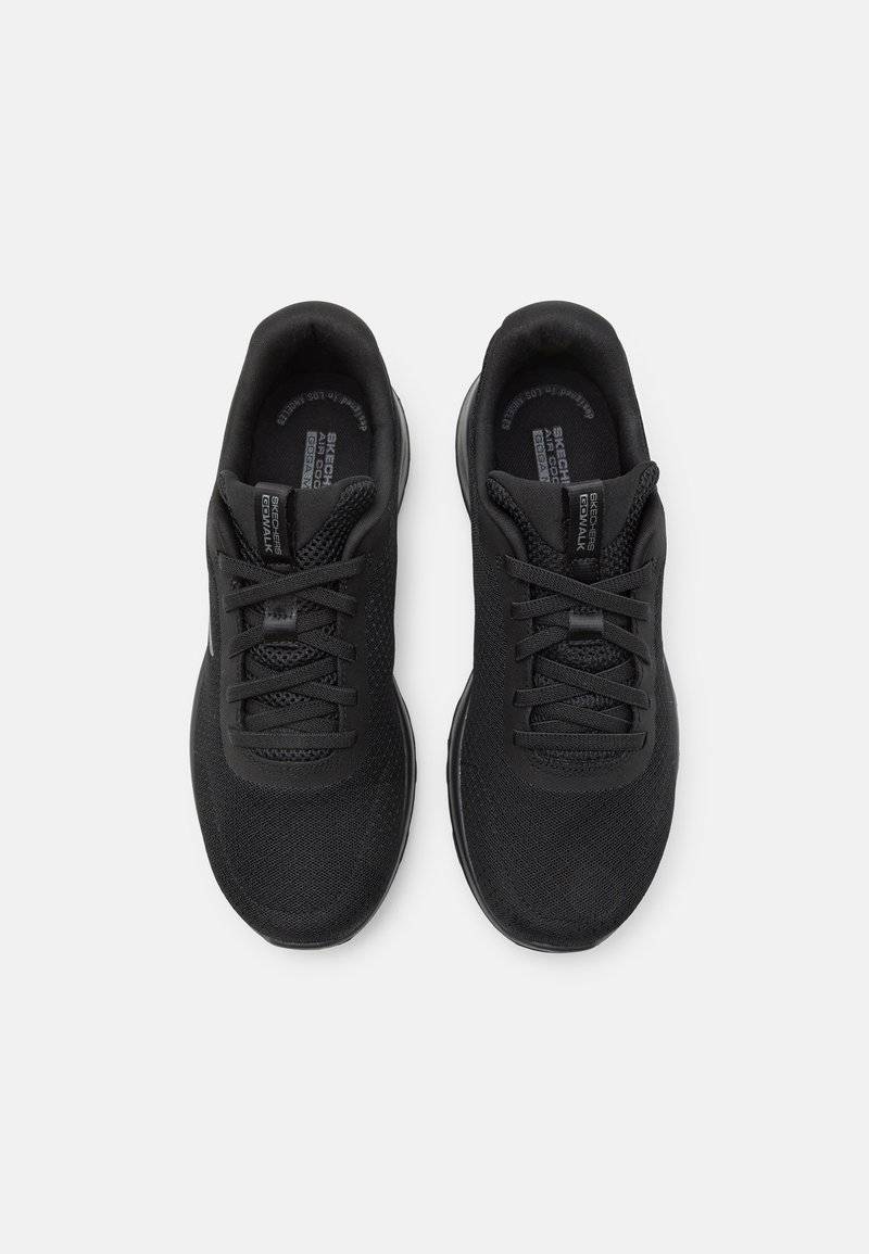 Skechers Performance Skechers Performance GO WALK BUNGEE - Walking trainers - black Zeitlich begrenztes Angebot