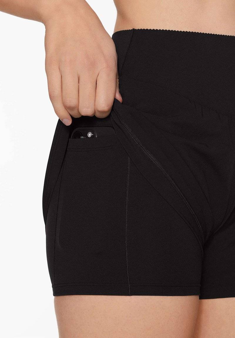 OYSHO OYSHO COMPRESSIVE - Sports shorts - black Exklusive Angebote